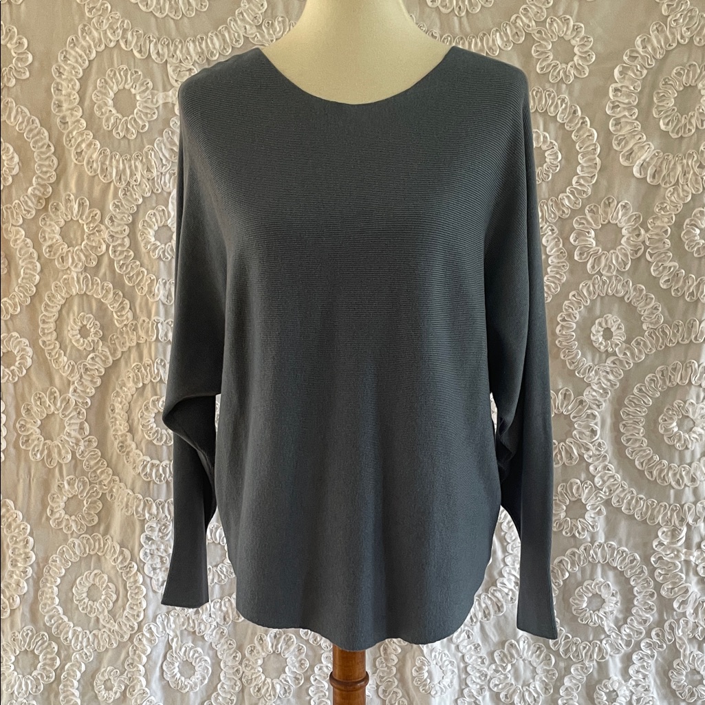 Keren Hart Slate Blue Pull Over Sweater